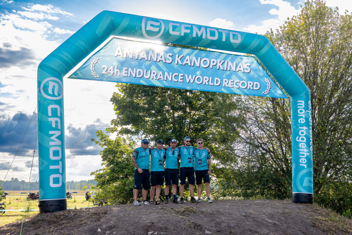 svjestki rekord CFORCE X8