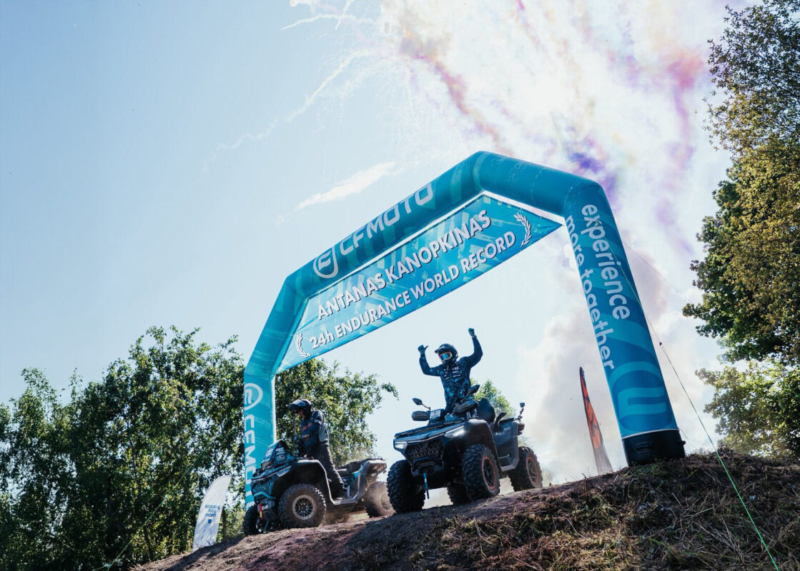 svjestki rekord CFORCE X8