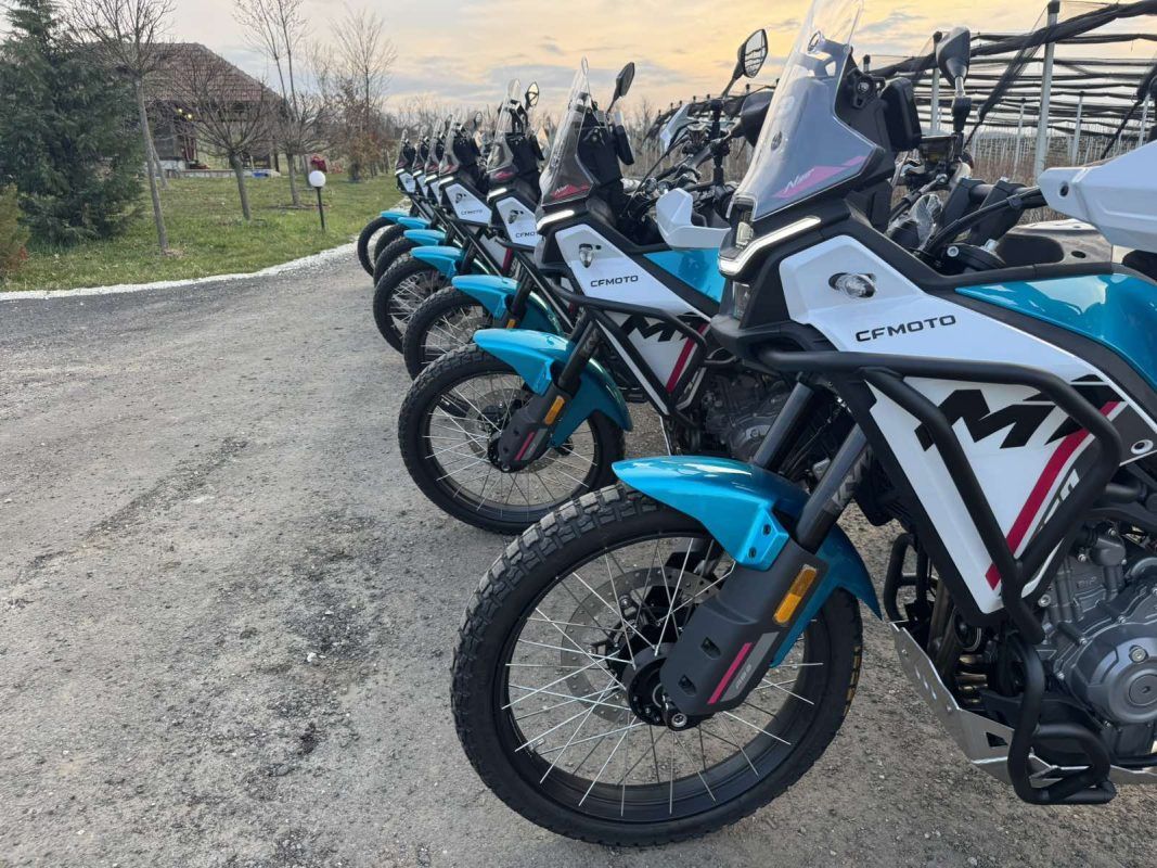 cfmoto 450mt flota enduroam